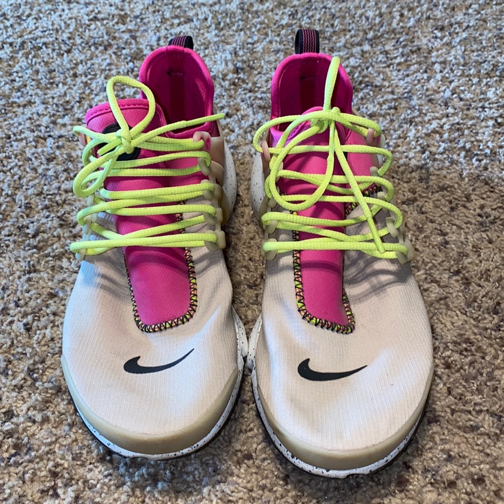 Women’s Nike Sneakers